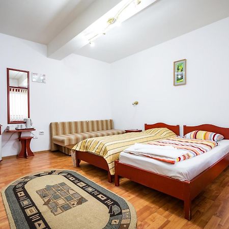 Hotel Sugas Sfântu-Gheorghe Zewnętrze zdjęcie