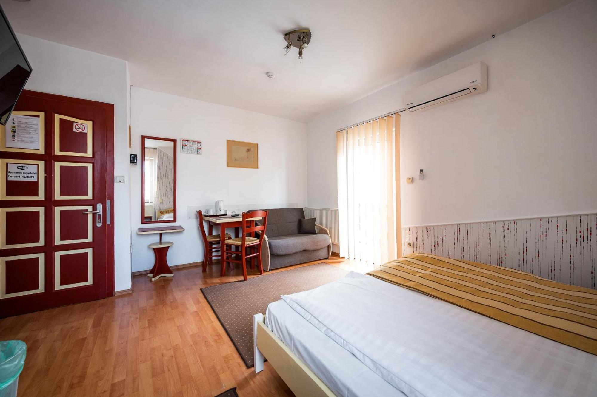 Hotel Sugas Sfântu-Gheorghe Zewnętrze zdjęcie