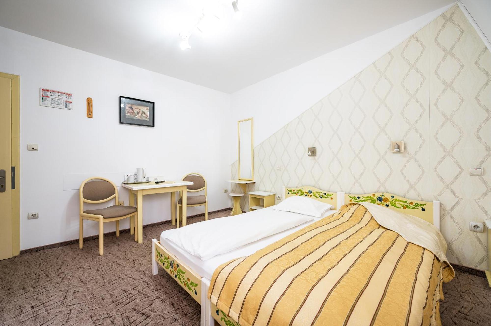 Hotel Sugas Sfântu-Gheorghe Zewnętrze zdjęcie