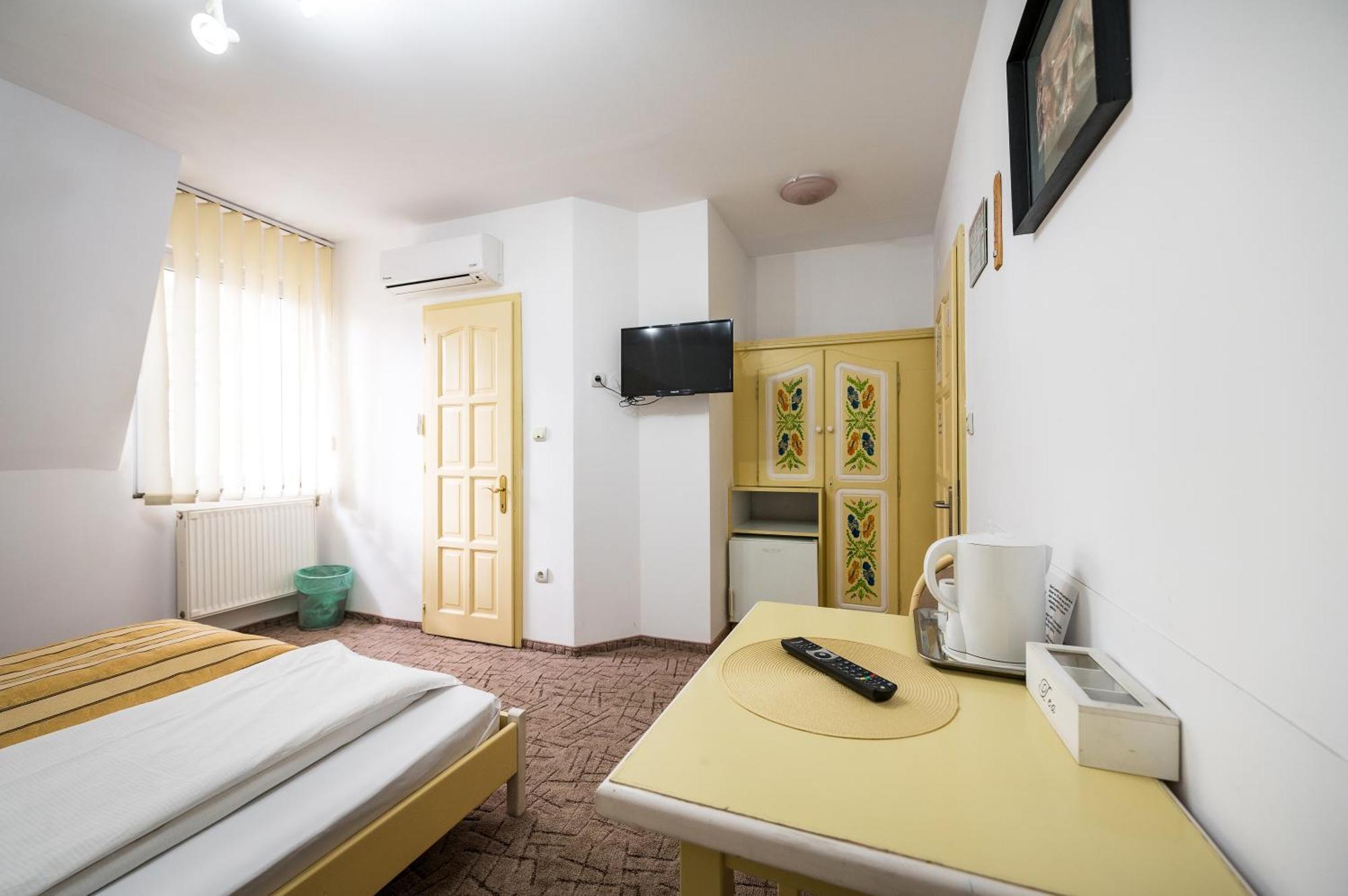 Hotel Sugas Sfântu-Gheorghe Zewnętrze zdjęcie