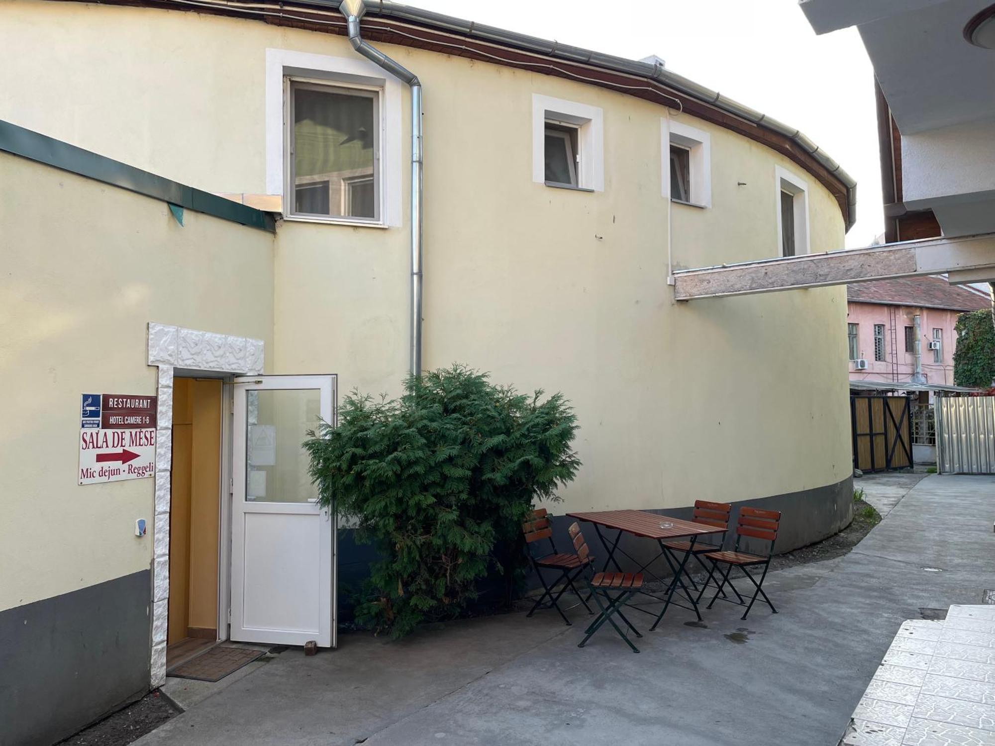 Hotel Sugas Sfântu-Gheorghe Zewnętrze zdjęcie